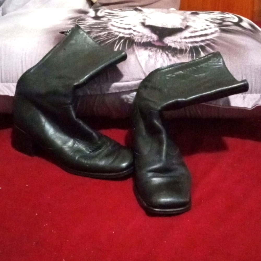 Women boots